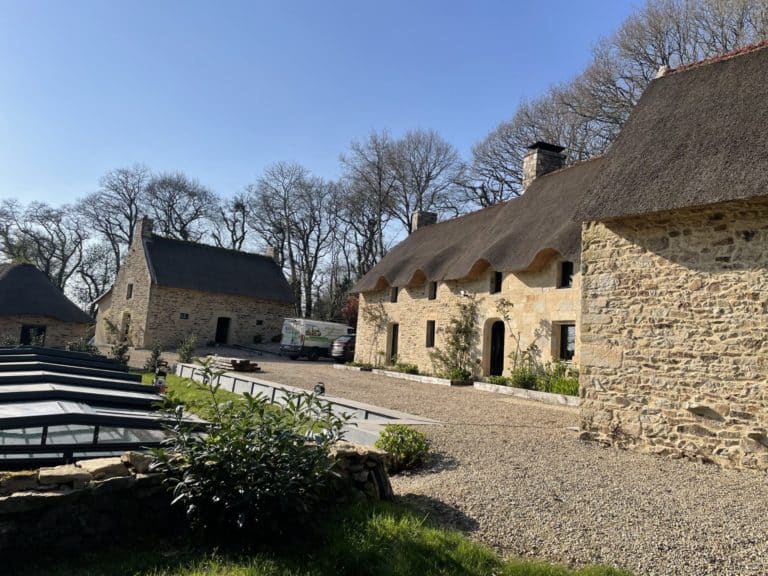 Corps de ferme chaumiere morbihan lucas jerome 2 - Couverture en chaume - Morbihan Baud